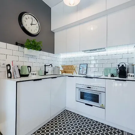Noclegi4u Wola Apartamento Varsóvia