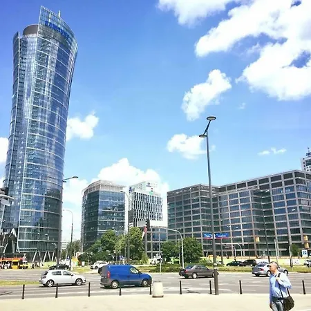 Noclegi4u Wola Daire Varşova